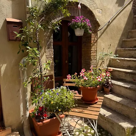 Historical Tower - Tamero Estates 別荘 Casperia