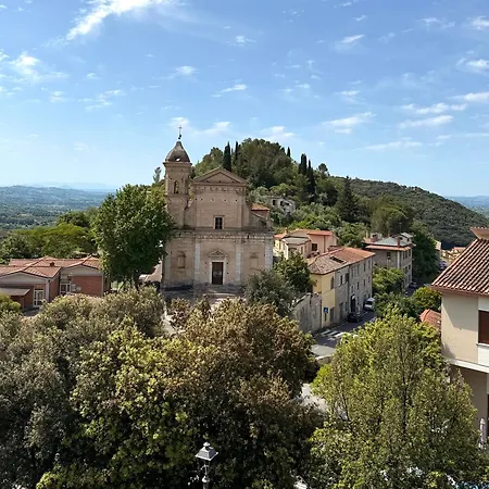 Vakantiehuis Historical Tower - Tamero Estates